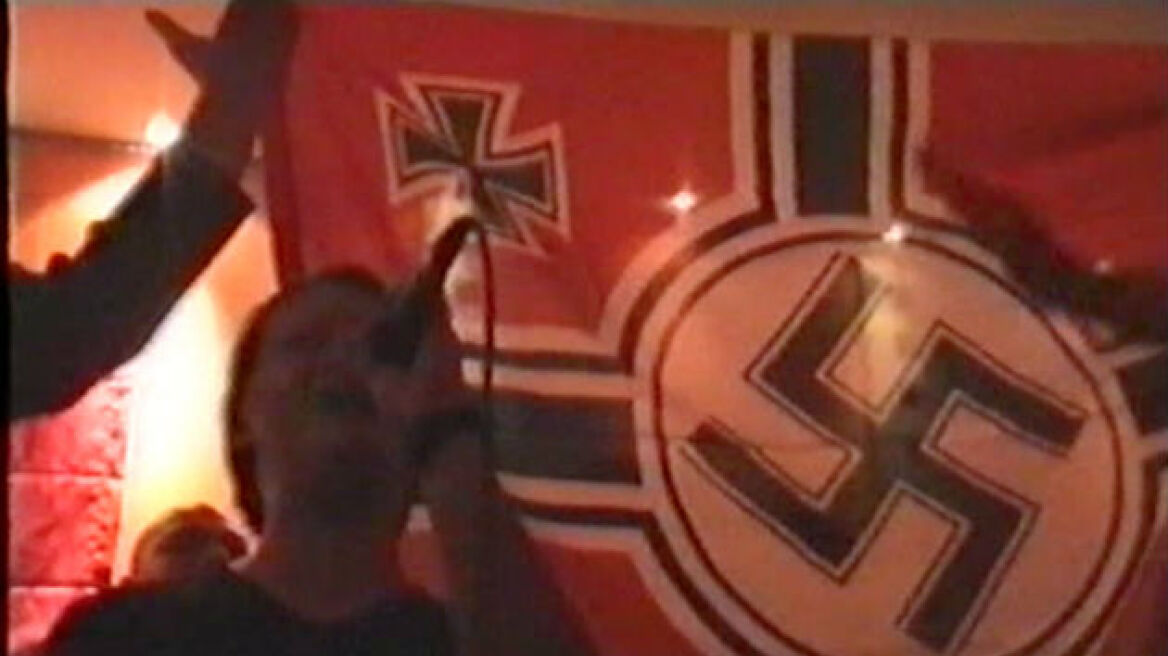 Δείτε το βίντεο της Χρυσής Αυγής με τα ναζιστικά συνθήματα και τους χαιρετισμούς